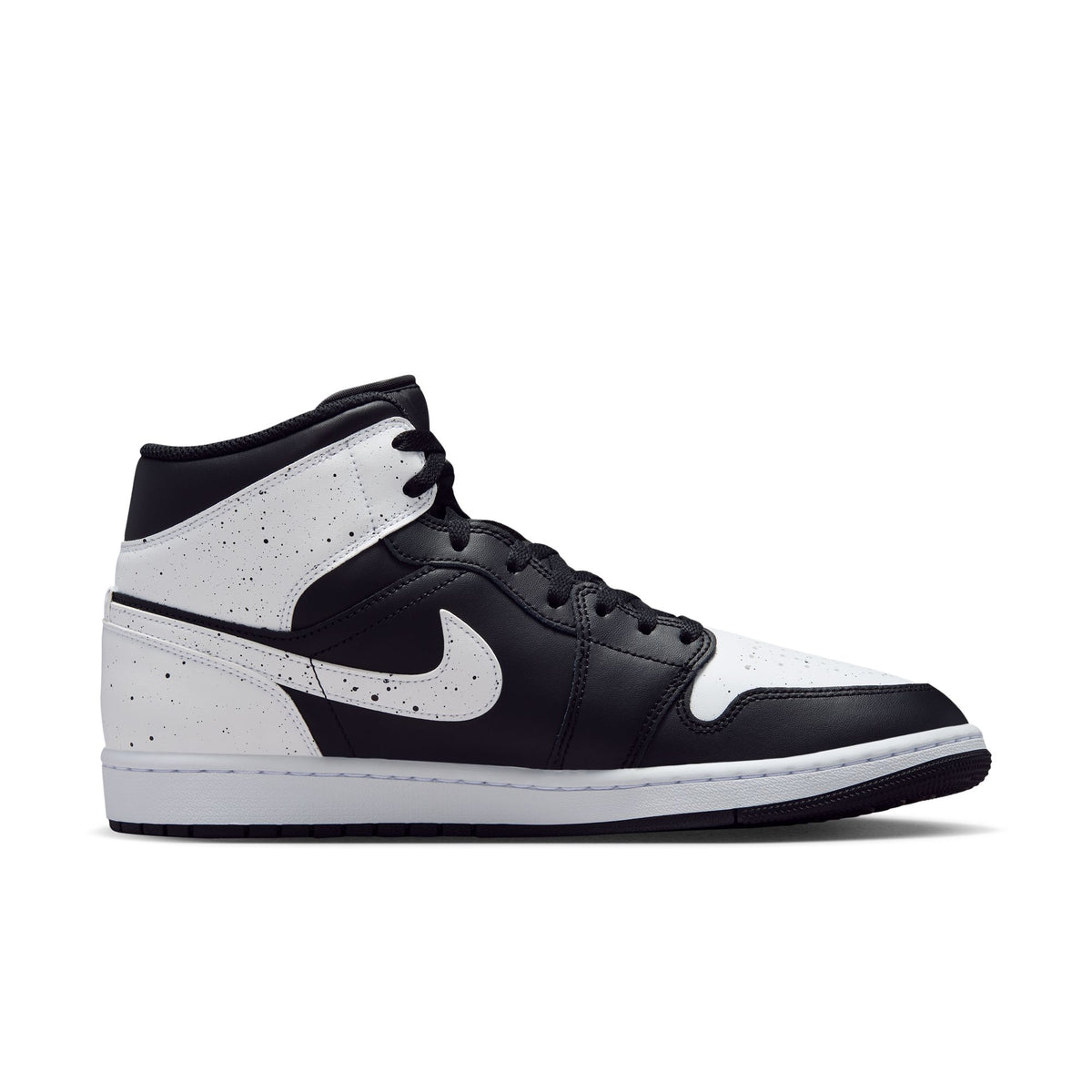 AIR JORDAN 1 MID SE Mens Shoes, Black/White/Black, photo 10 of 10