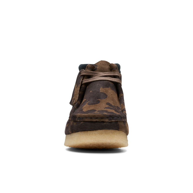 Clarks Wallabee Boot Black Khaki Floral 26174035