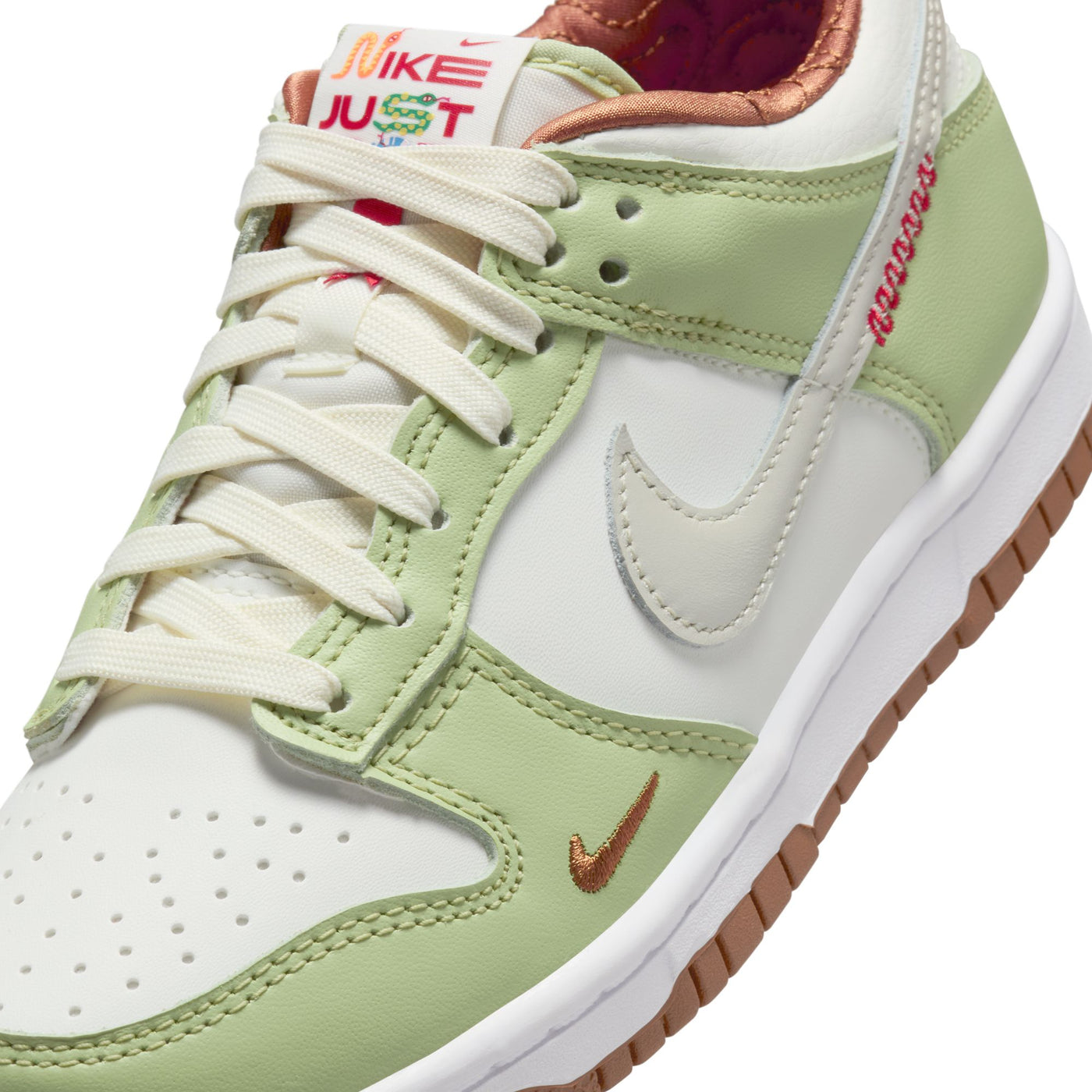 Grade School Nike Dunk Low Sail/light Bone-white-olive Aura HV6001-101