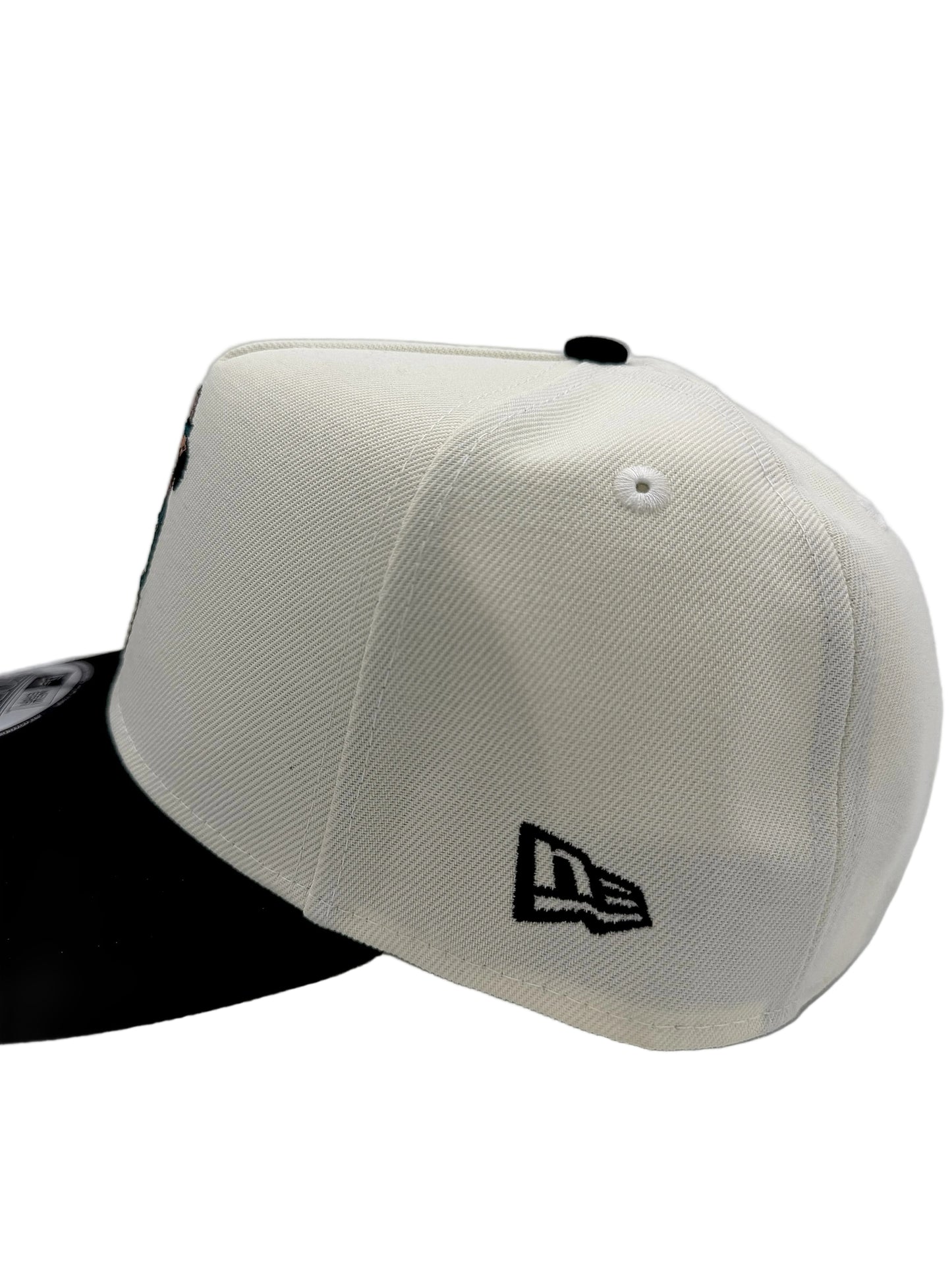 NEW ERA X SG "DonMingo" CHROME BLACK 71065557