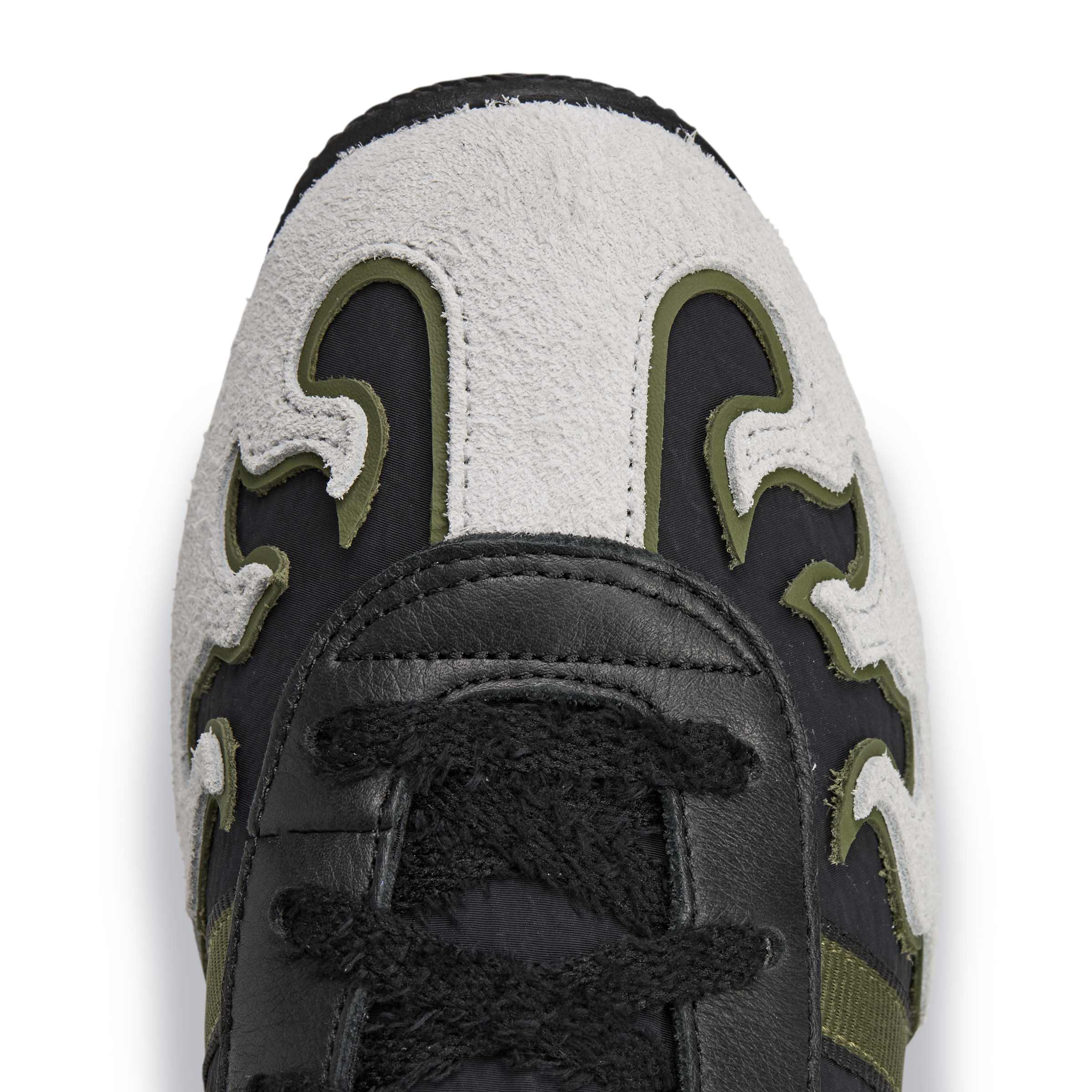 ADIDAS JAPAN HI BRAIN DEAD CBLACK,CRYWHITE,GOLDMT,JQ6790