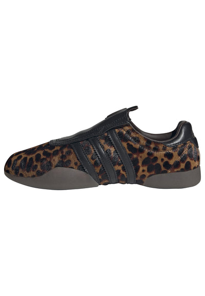 Women's adidas Taekwondo Mei Upplier Colour/Core Black/Gum5 JS0298