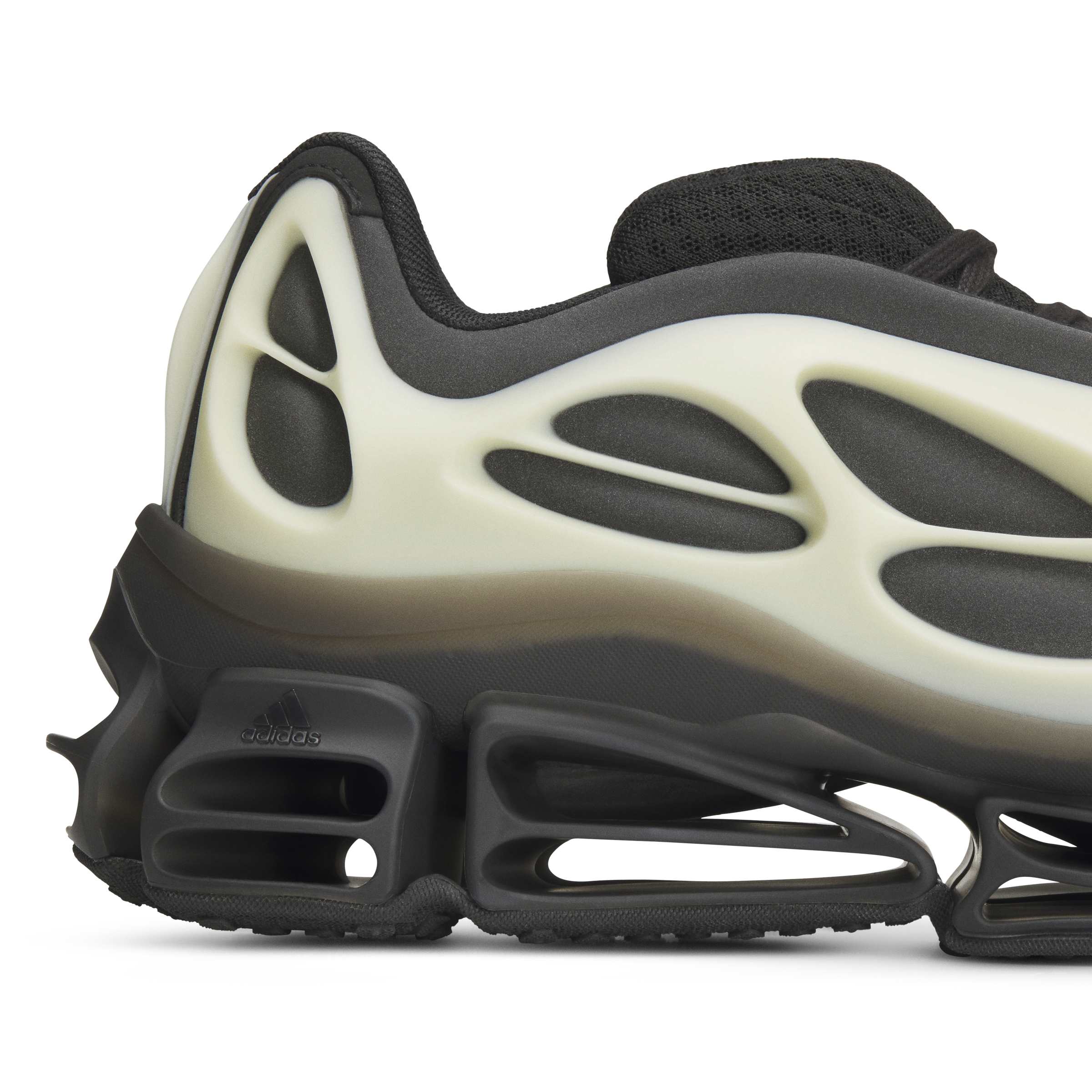 Willy Chavarria Megaride Bones CBLACK/CBLACK/CREWHT Style: KI7728