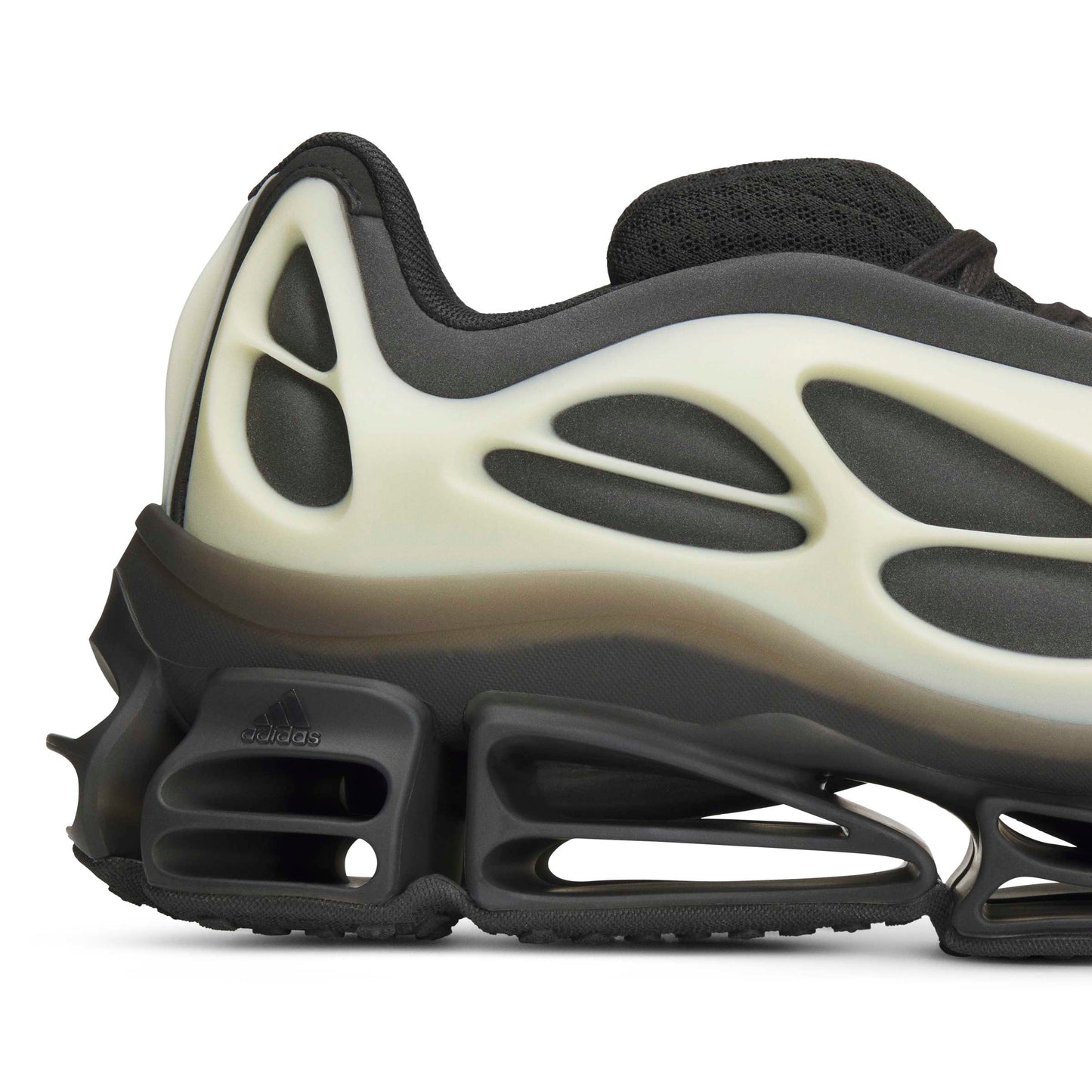 Willy Chavarria Megaride Bones CBLACK/CBLACK/CREWHT Style: KI7728