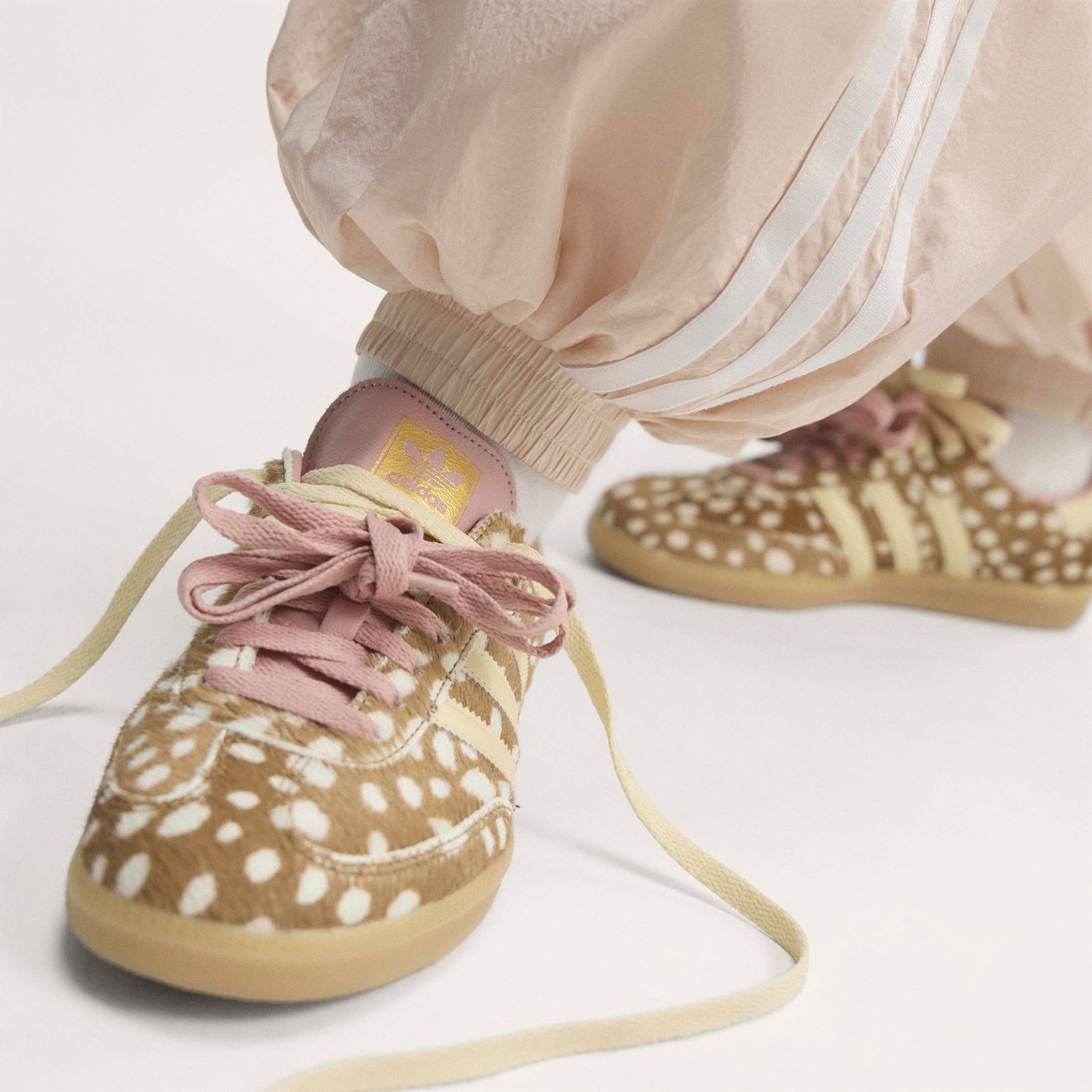 adidas Samba OG Women's Shoes Color: Brown Desert/Warm Vanilla/Wonder Mauve Style: KJ7447