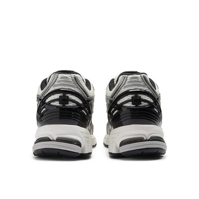 New Balance 1906R Silver Metallic with Black and Sea Salt M1906RER