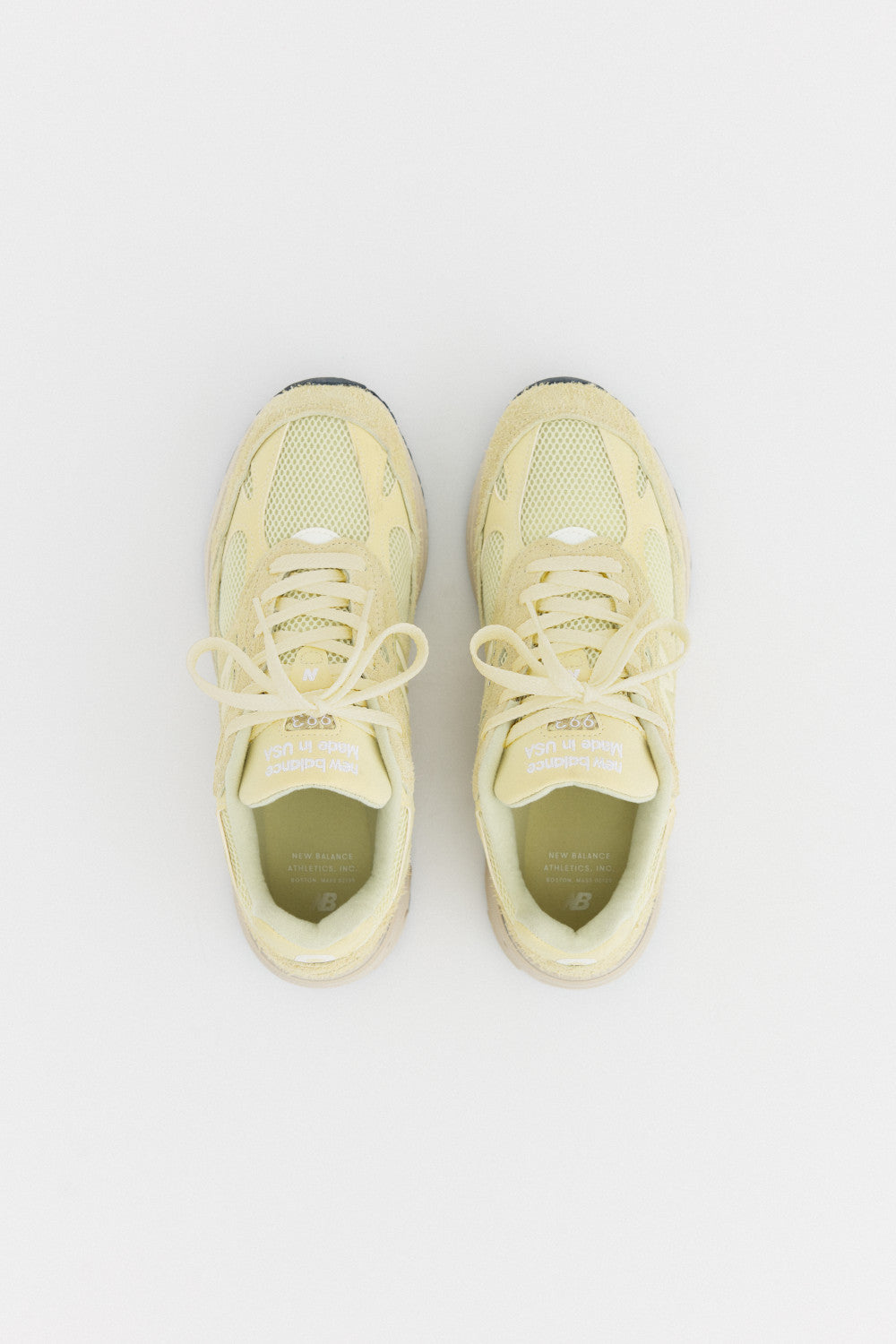 New Balance MADE in USA 993 Men's Shoes Color: Cream Style: U993MO