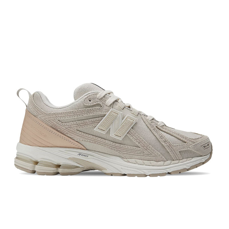 New Balance 1960F Timber Wolf with Frappe and Sea Salt M1906FD