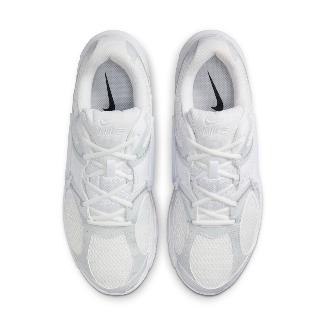 NikeV5RNRWhite_white-black-
