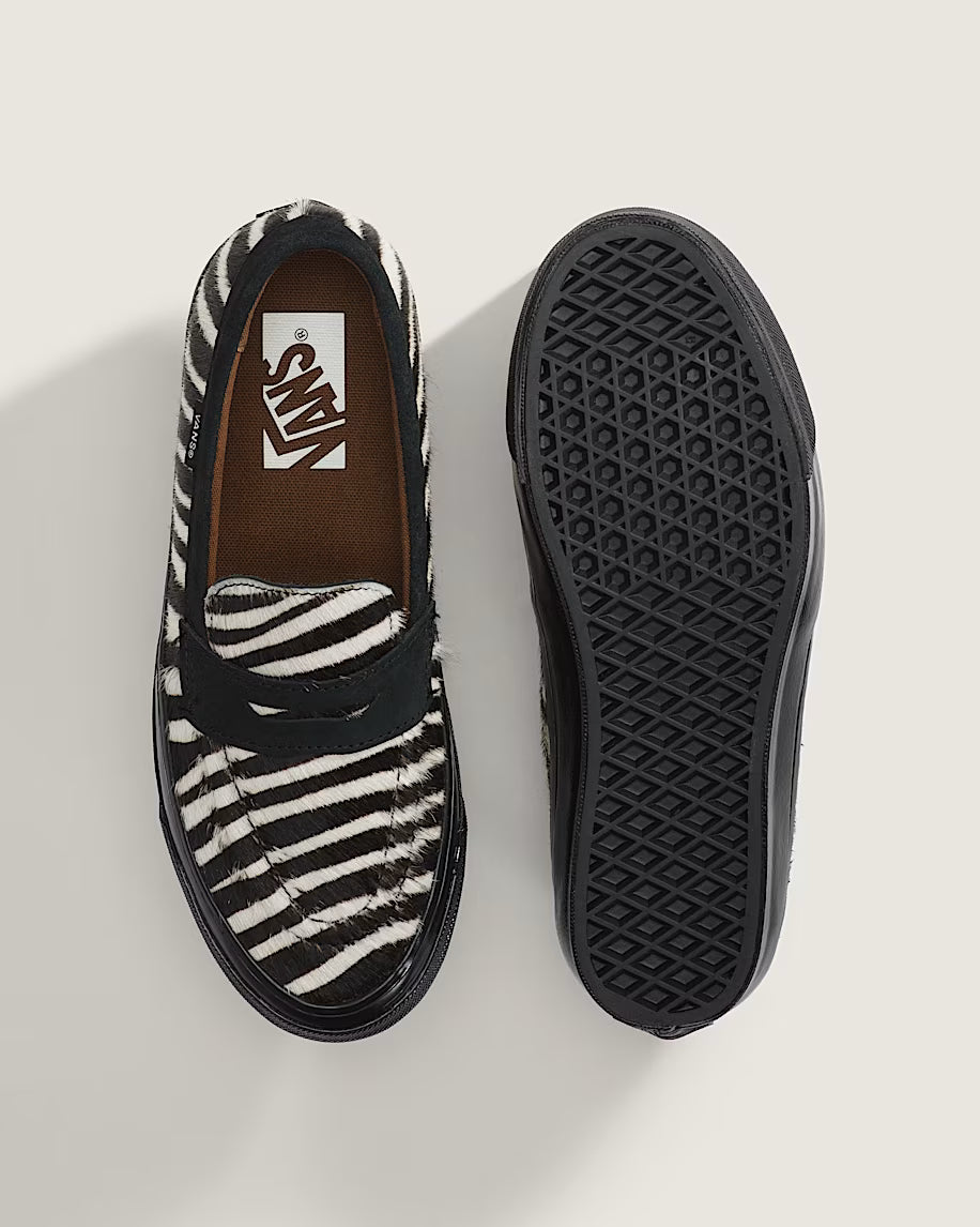 VANS Premium Loafer Zebra Black / White VN000VASZBR – Shoe Gallery Inc