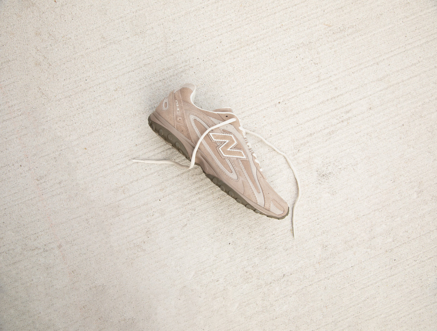 New Balance 204L Mushroom with Arid Stone Style: U204LMMA