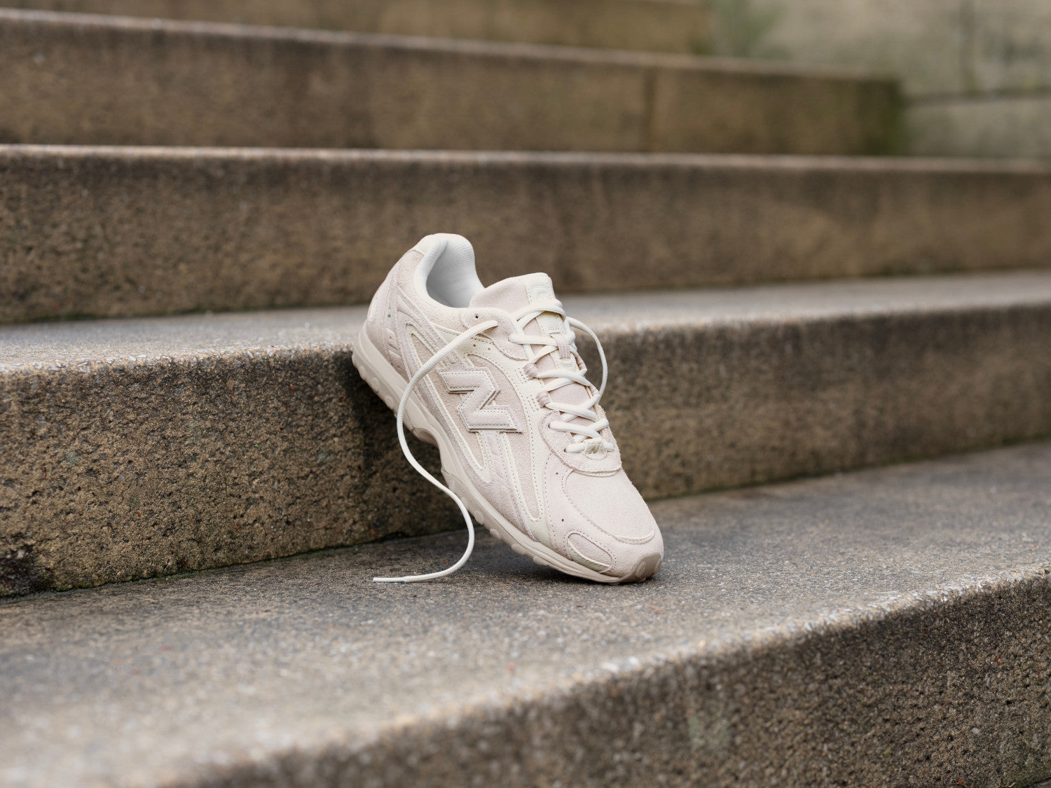 New Balance 204L Timberwolf with Linen Style: U204LMMC – Shoe