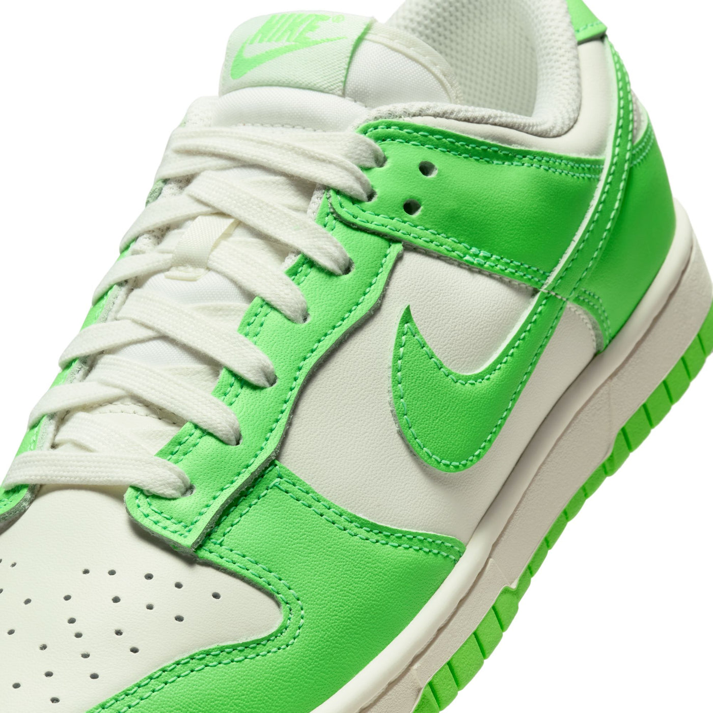 Women's Nike Dunk Low Sail/Green Strike HV0842-133