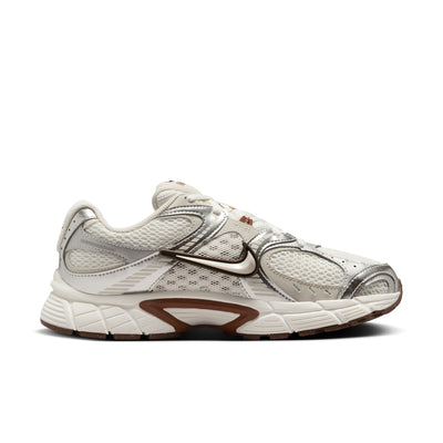 Women's Nike V5 RNR Sail/lt Orewood Brn-fauna Brown-phantom HQ7901-102