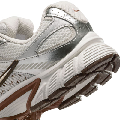 Women's Nike V5 RNR Sail/lt Orewood Brn-fauna Brown-phantom HQ7901-102