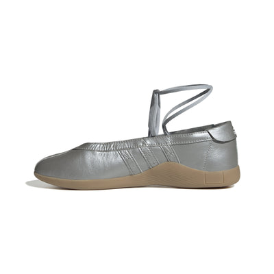 Women's adidas Taekwondo MEI Ballet  Silver Metallic/Gum 3 JR7032