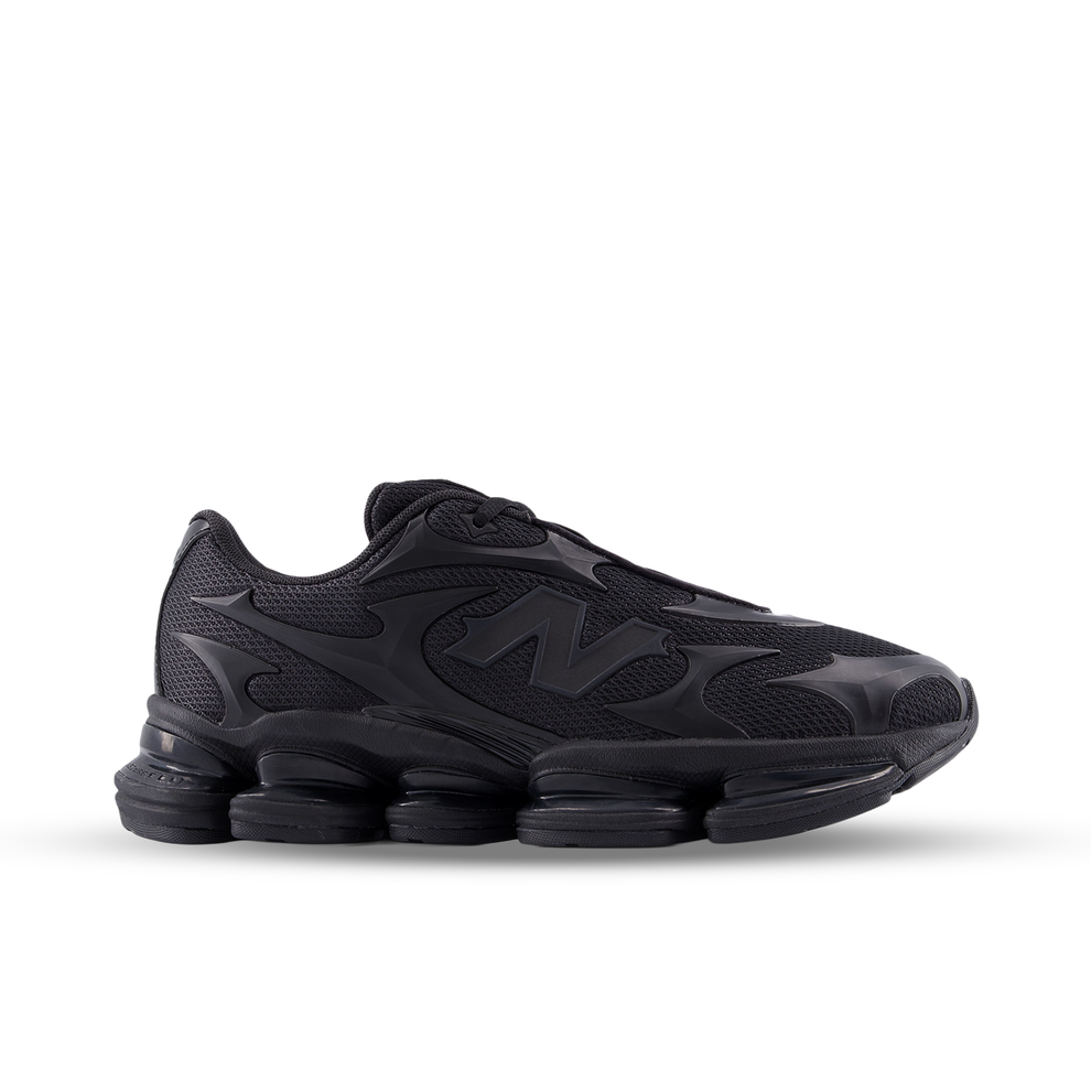 NEW BALANCE 2000 BLACK METALLIC U200078C – Shoe Gallery Inc
