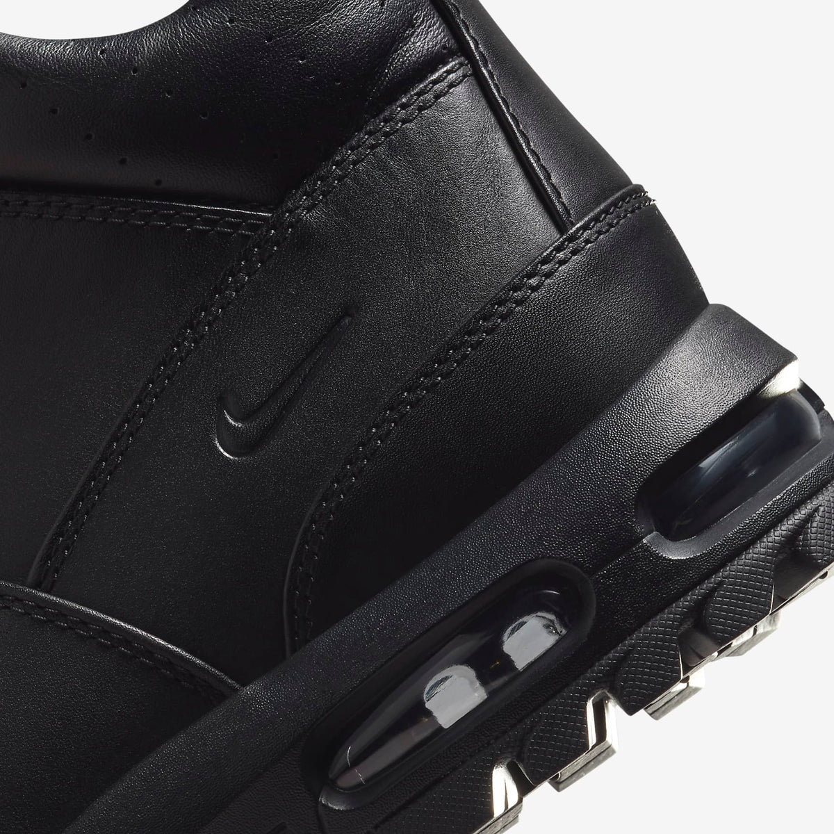 Nike Air Max Goadome Men's Boots Color: Black/Black-Black Style: 865031-009
