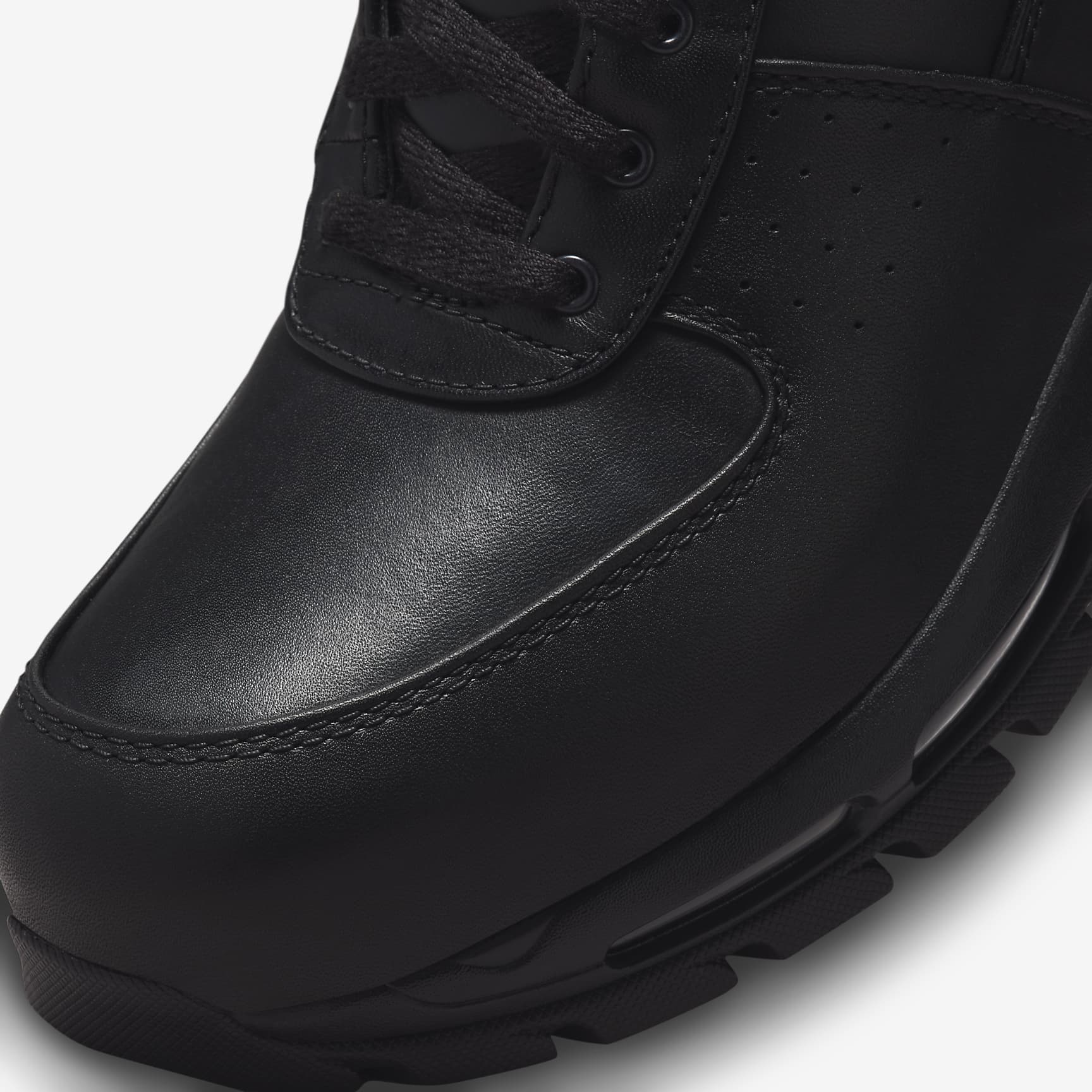 Nike Air Max Goadome Men's Boots Color: Black/Black-Black Style: 865031-009
